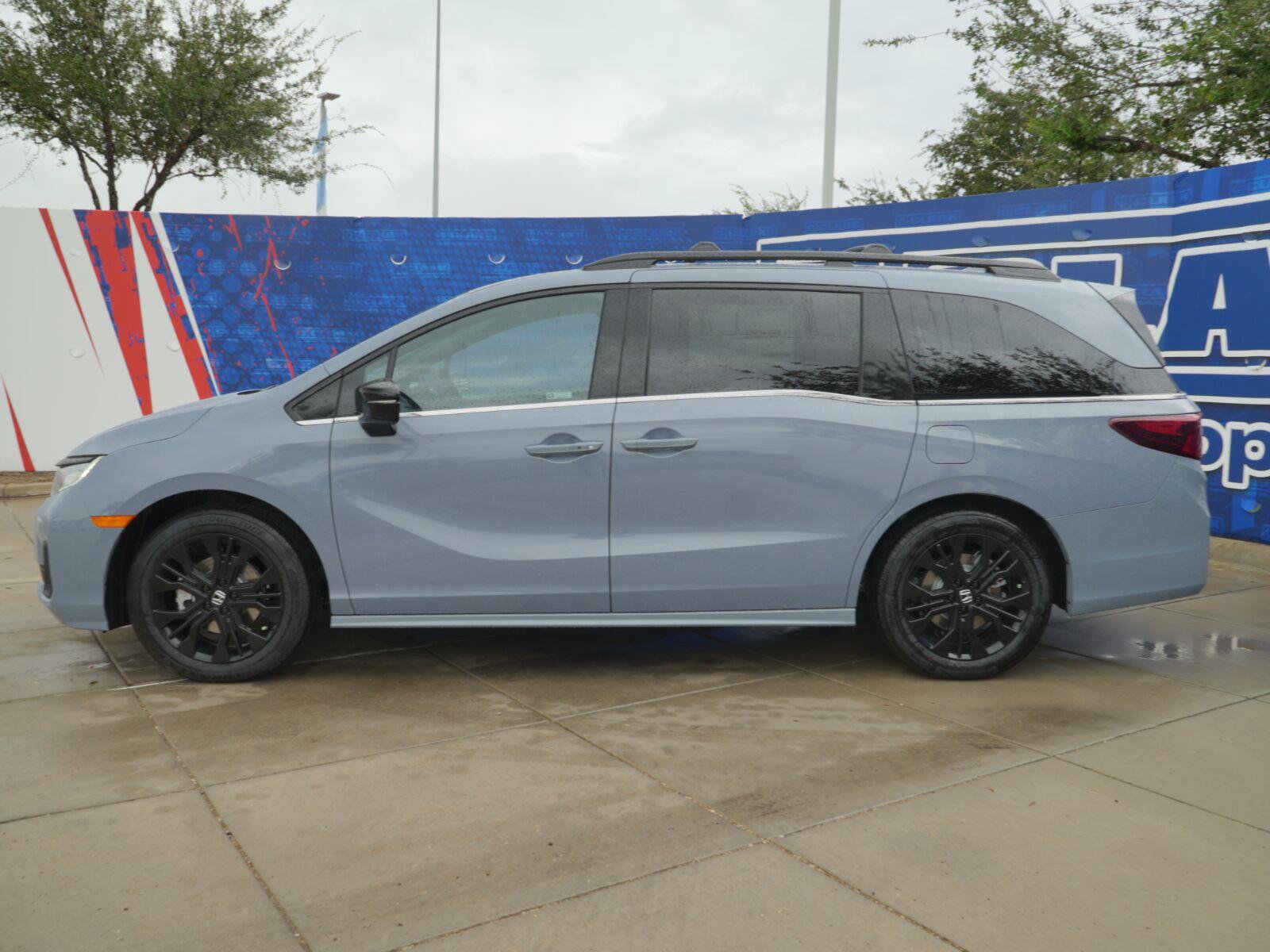 New 2027 Honda Odyssey Sport-L image 10