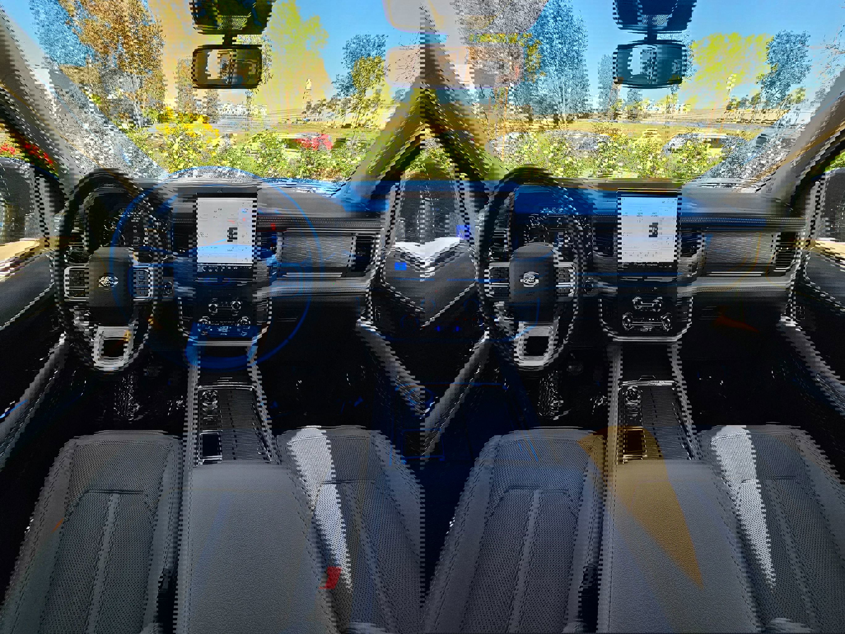 Used 2023 Ford Expedition Limited image 22