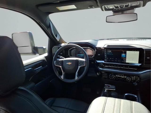 Used 2026 Chevrolet Silverado 1500 High Country w/ High Country Premium Package AWD/4WD image 9