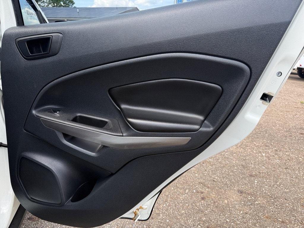 Used 2019 Ford EcoSport SES w/ SES Black Appearance Package AWD/4WD image 30