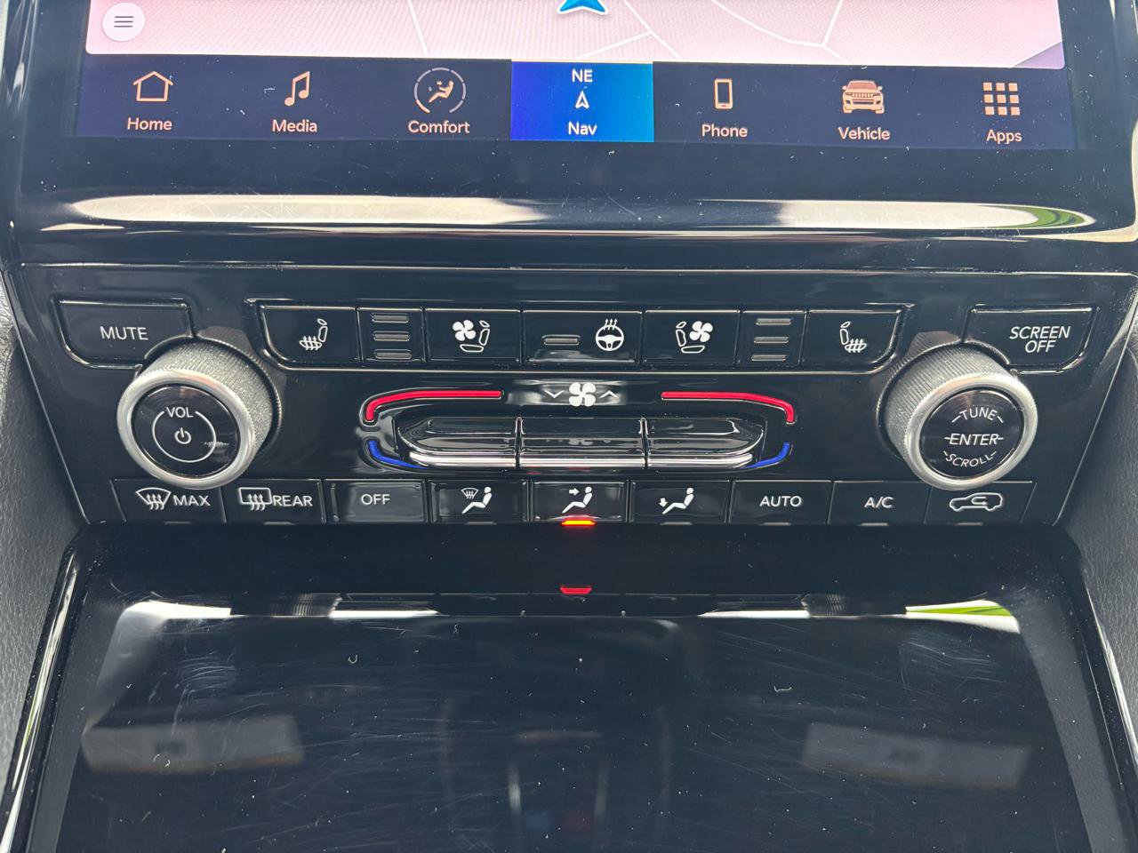 Used 2021 Jeep Grand Cherokee L Overland w/ Luxury Tech Group IV image 27