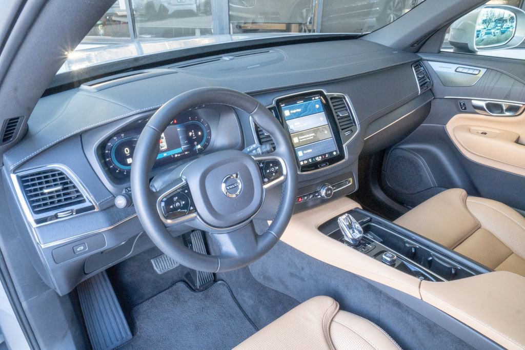 Used 2023 Volvo XC90 B6 Ultimate image 9