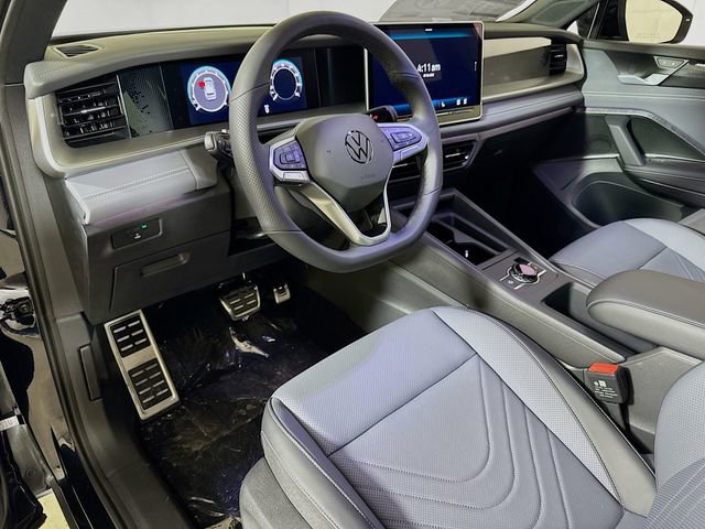 New 2026 Volkswagen Tiguan SE R-Line FWD image 5