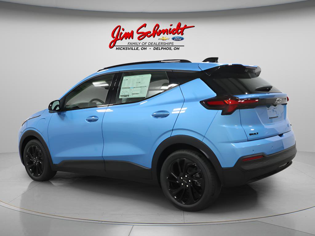 New 2027 Chevrolet Bolt RS w/ Technology Package FWD image 4