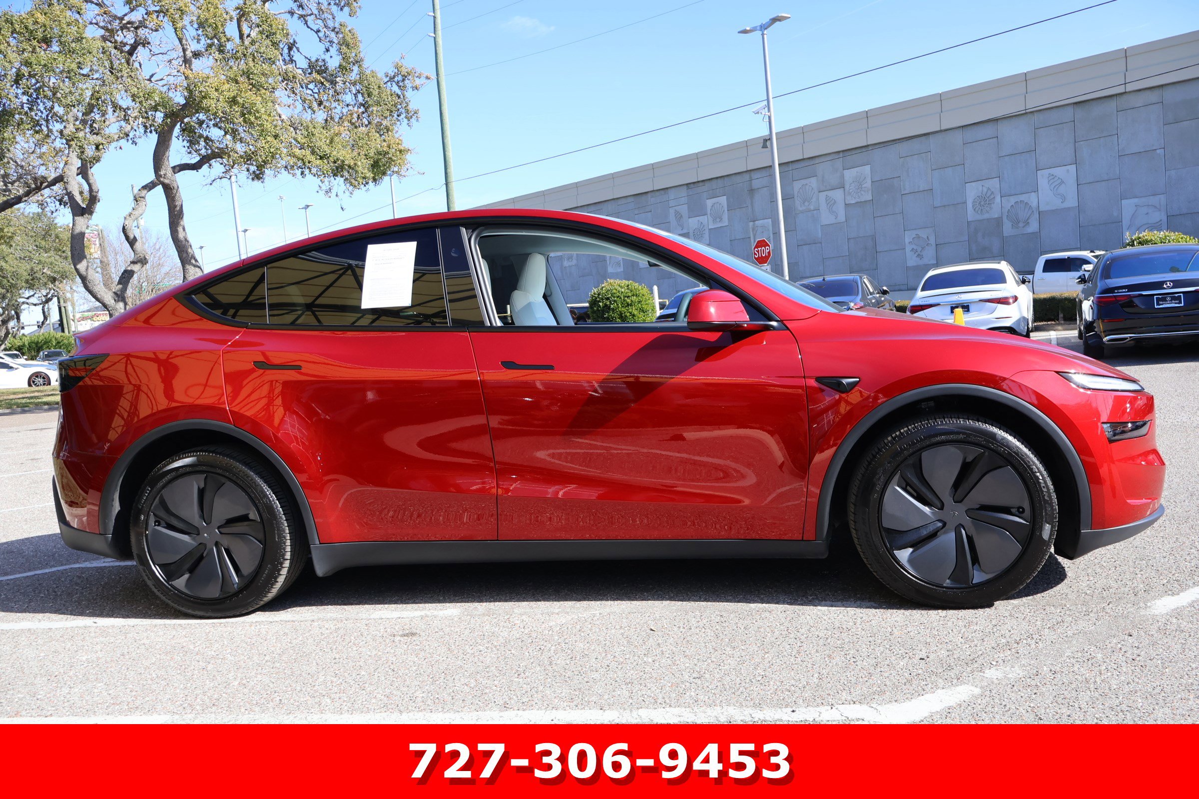 Used 2026 Tesla Model Y 2WD image 10