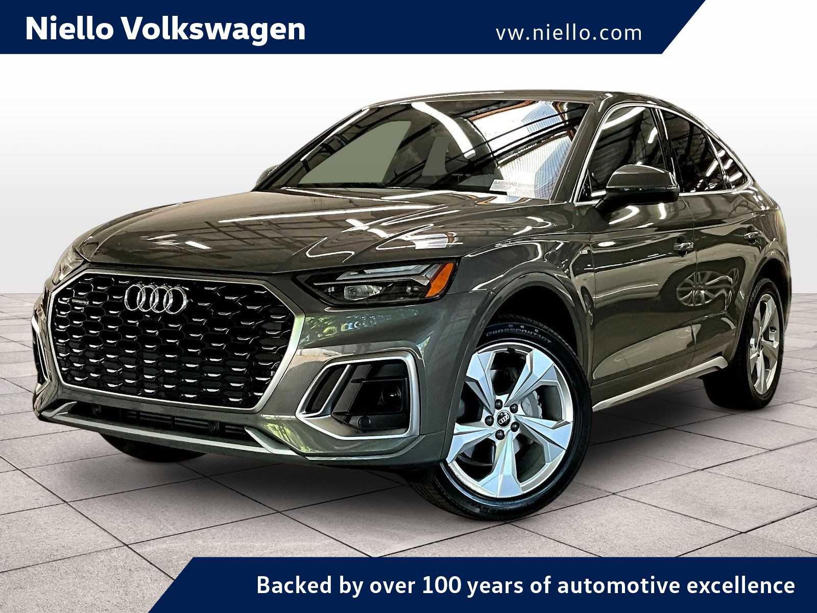 Used 2023 Audi Q5 2.0T Premium w/ Convenience Package image 1