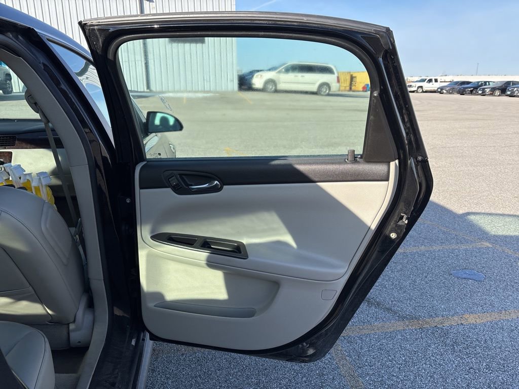 Used 2013 Chevrolet Impala LTZ image 12