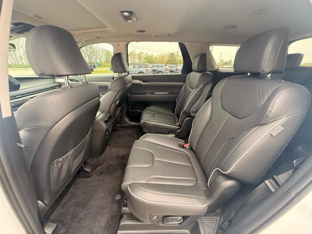 Used 2025 Hyundai Palisade XRT AWD/4WD image 11
