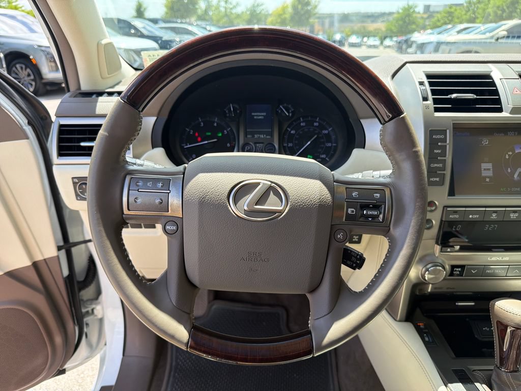 Used 2017 Lexus GX 460 Premium AWD/4WD image 22