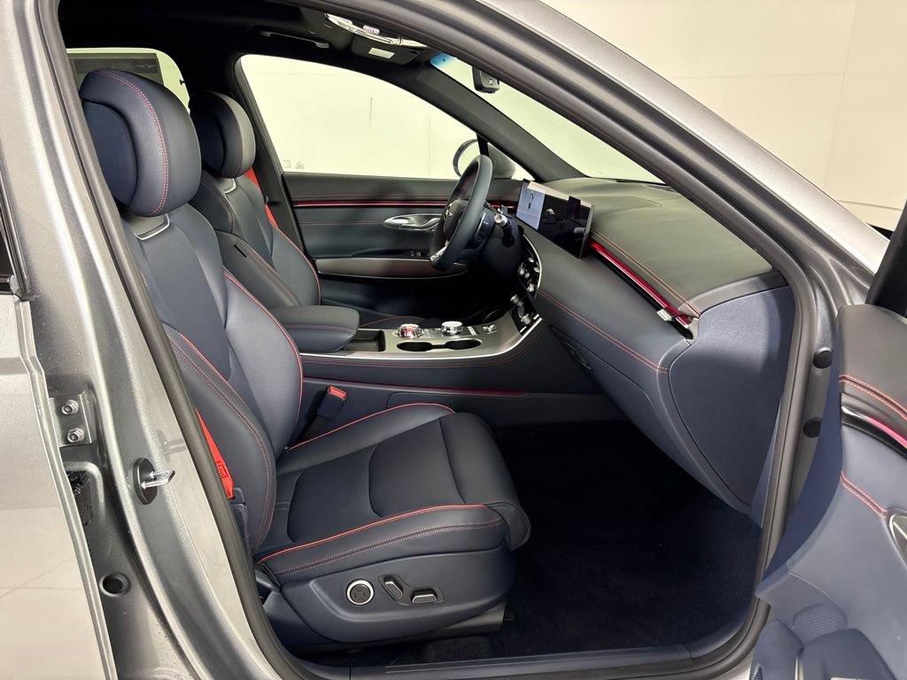New 2027 Genesis GV70 2.5T Sport Prestige AWD/4WD image 12