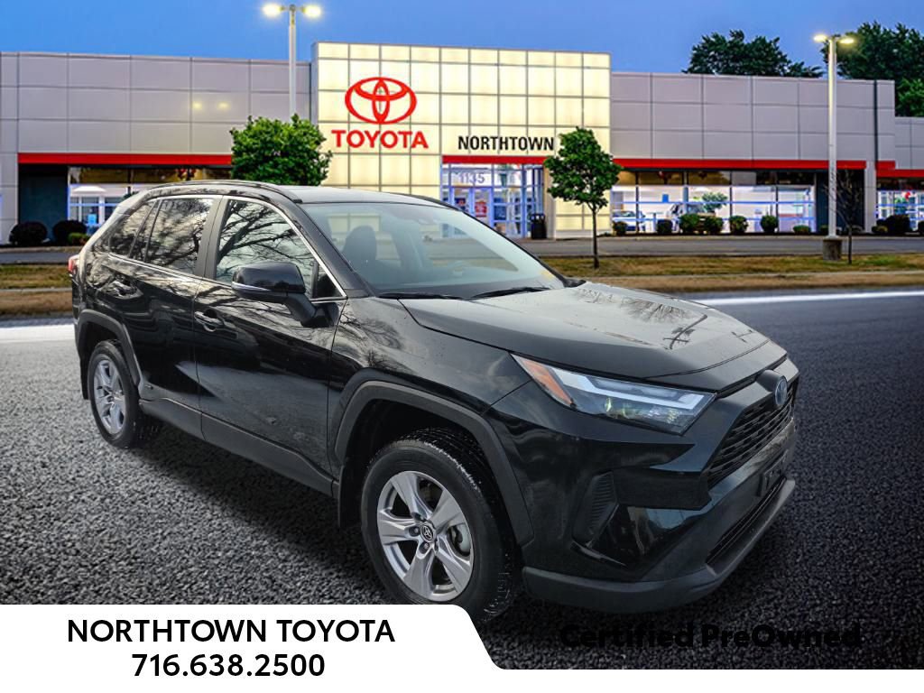 Used 2022 Toyota RAV4 XLE