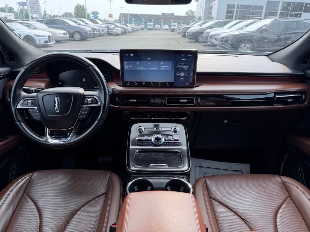 Used 2023 Lincoln Nautilus Reserve AWD/4WD image 27