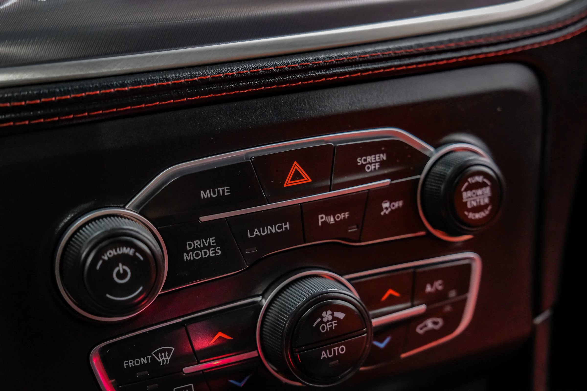 Used 2020 Dodge Charger Scat Pack image 37