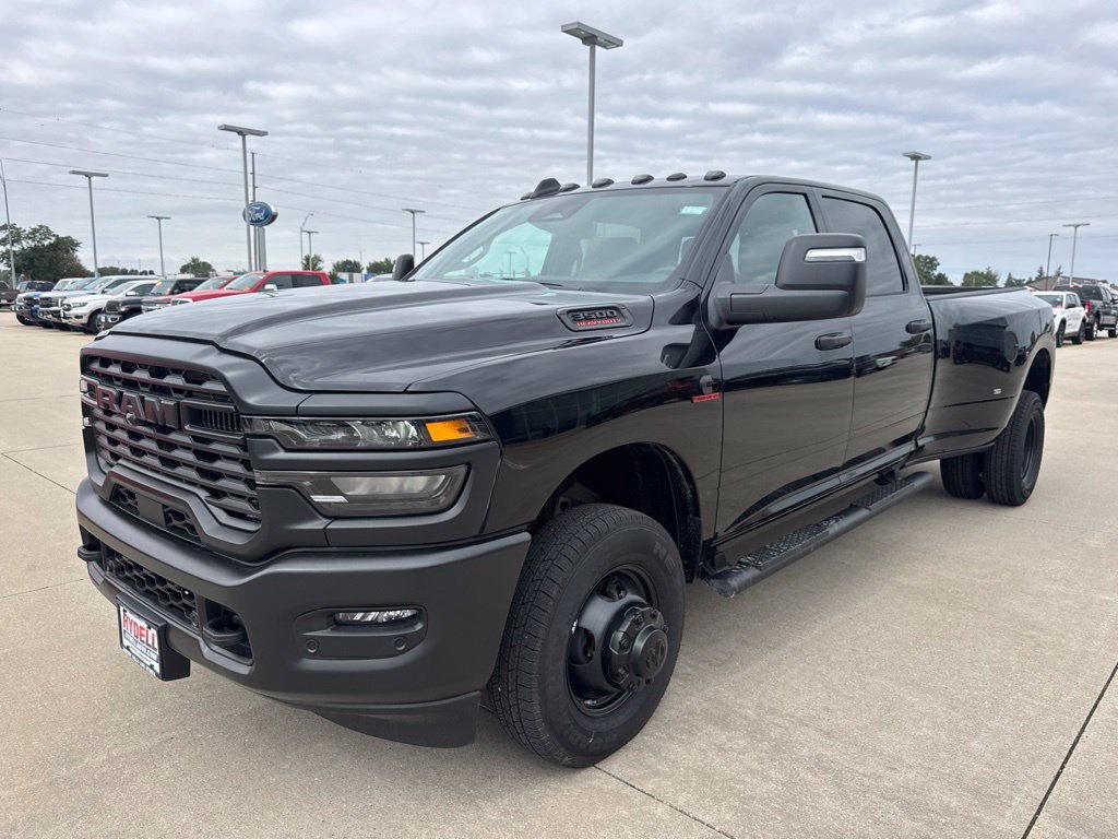 New 2027 RAM 3500 Tradesman AWD/4WD image 25
