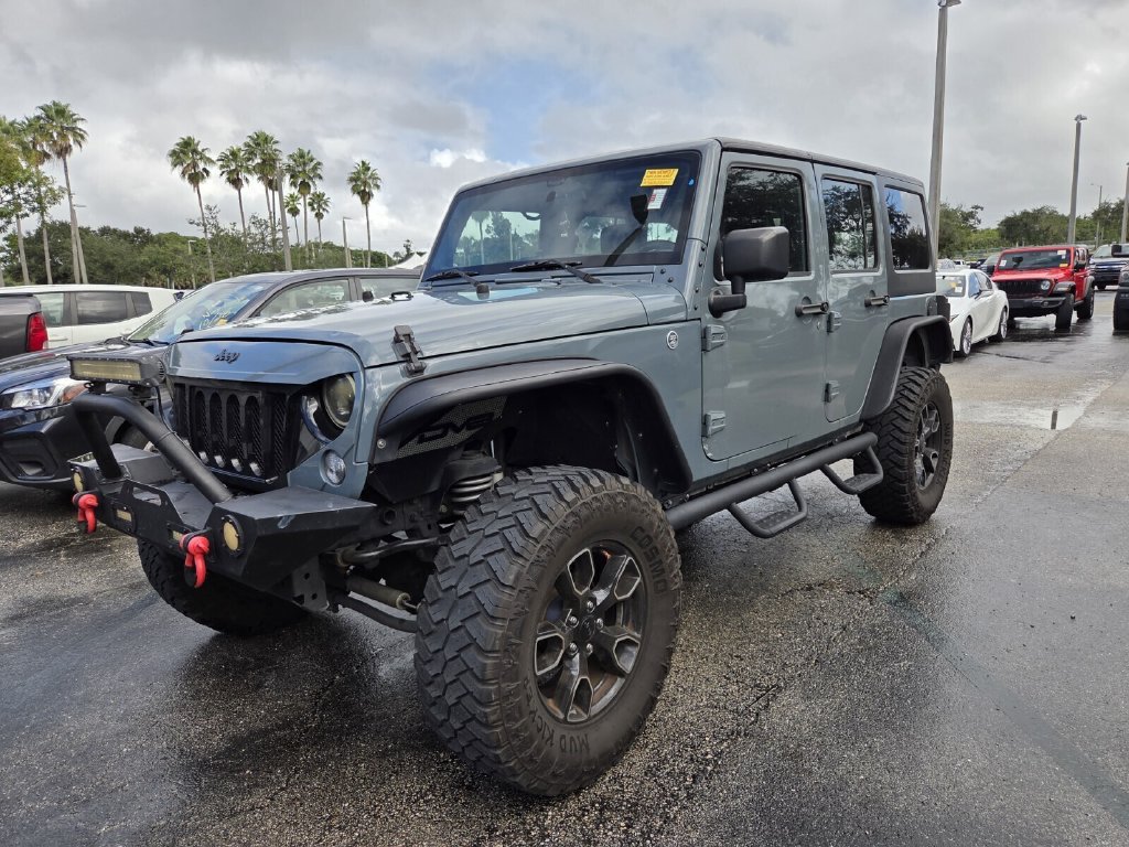 Used 2015 Jeep Wrangler Unlimited Sport AWD/4WD image 3
