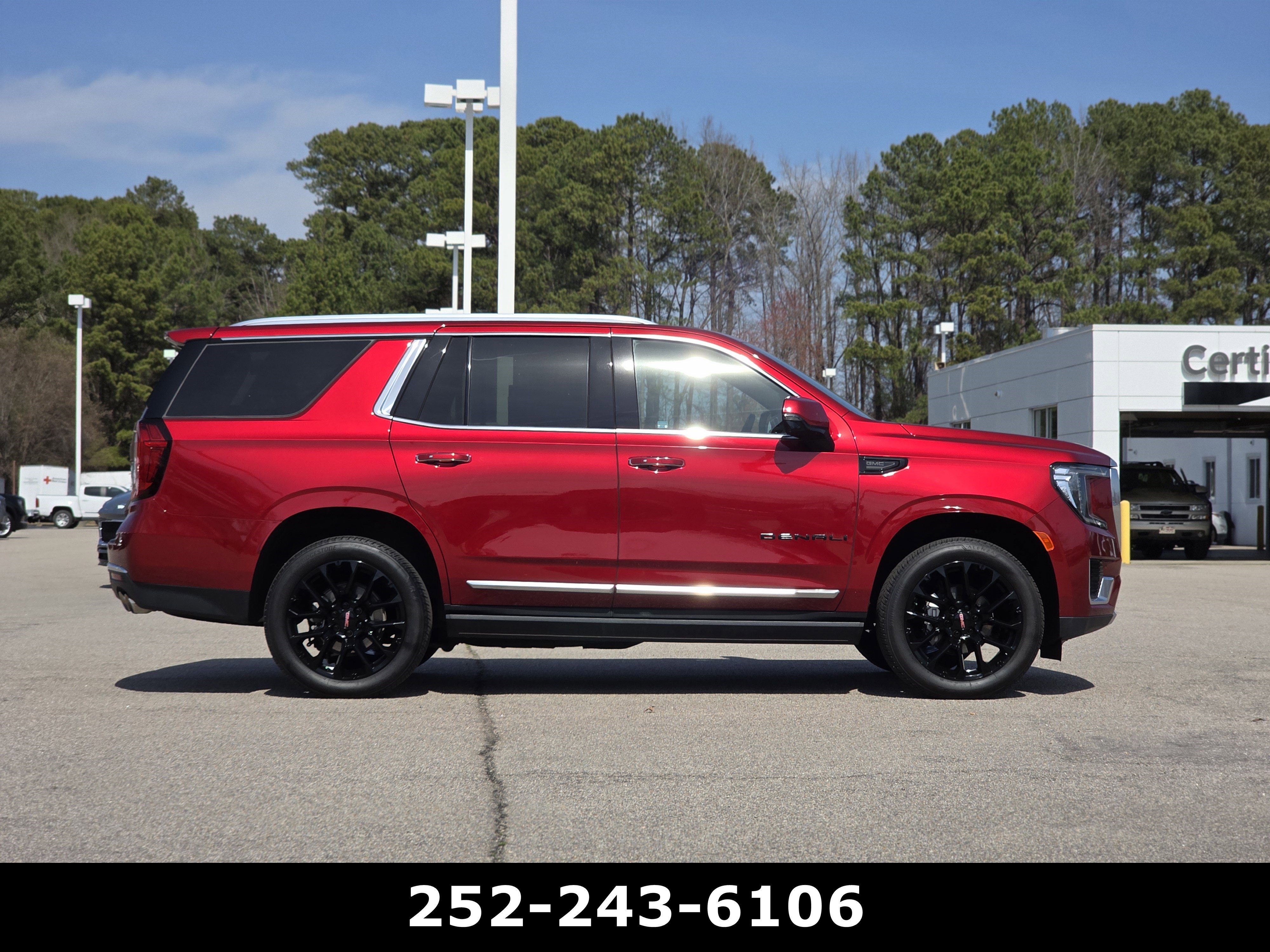 Used 2024 GMC Yukon Denali w/ Max Trailering Package image 8
