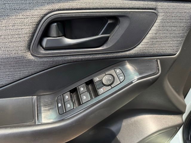 Certified 2023 Nissan Rogue S FWD image 16