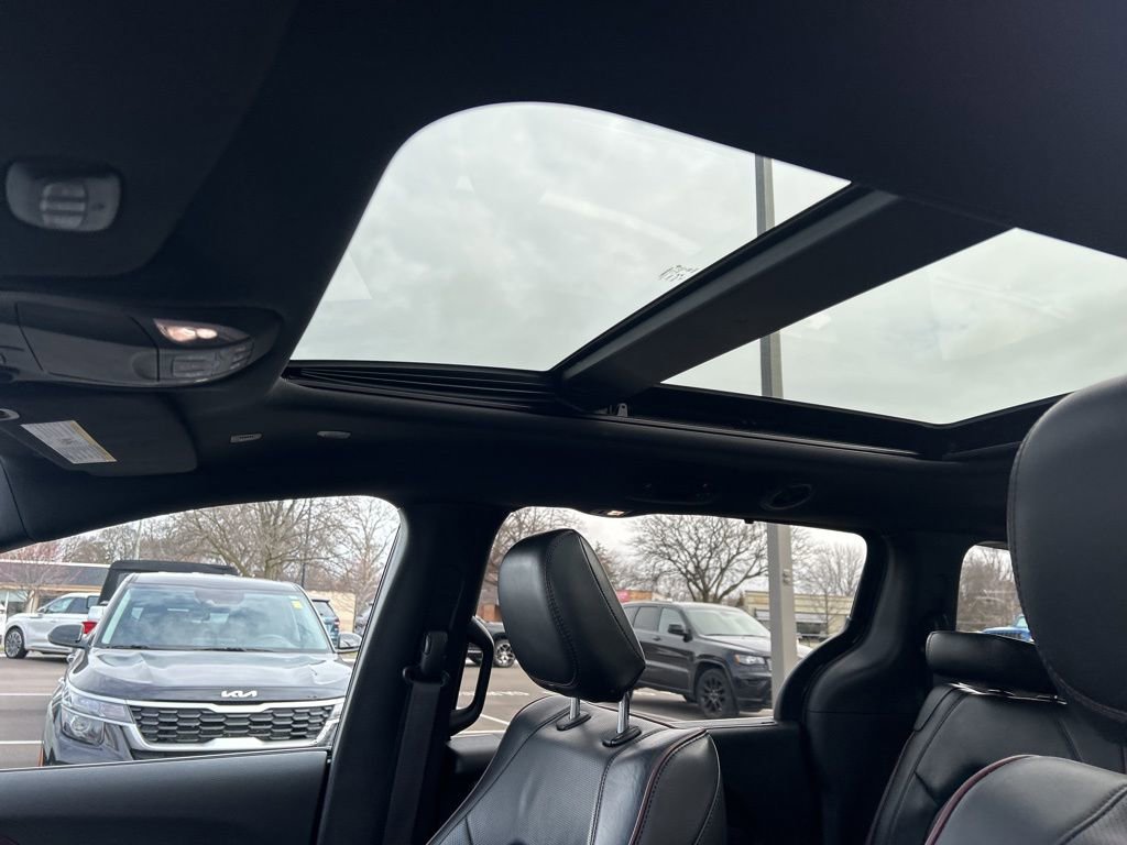 Used 2019 Chrysler Pacifica Limited image 23