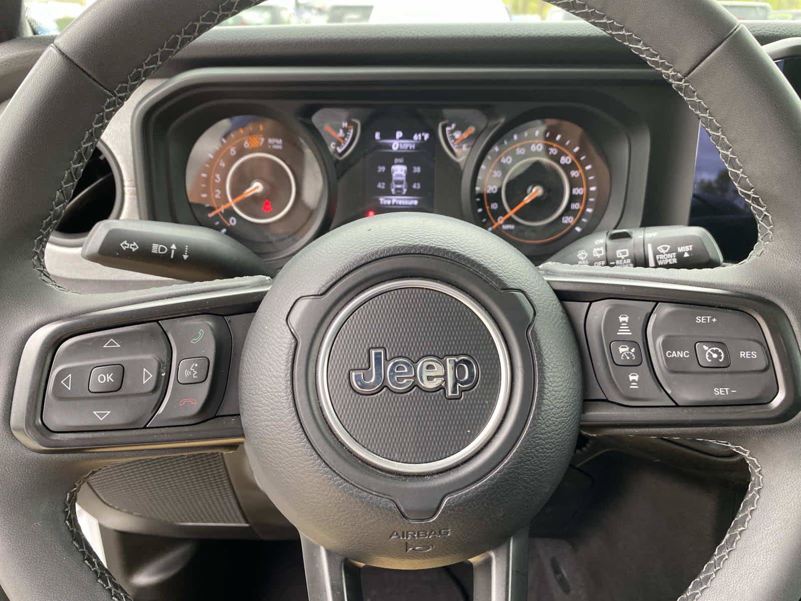 Certified 2025 Jeep Wrangler Unlimited Sport AWD/4WD image 16