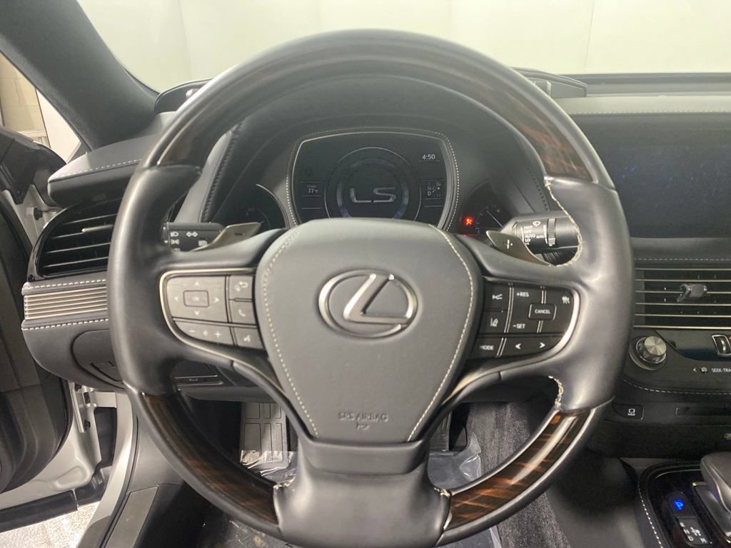 Used 2018 Lexus LS 500 AWD w/ Interior Upgrade Package image 16