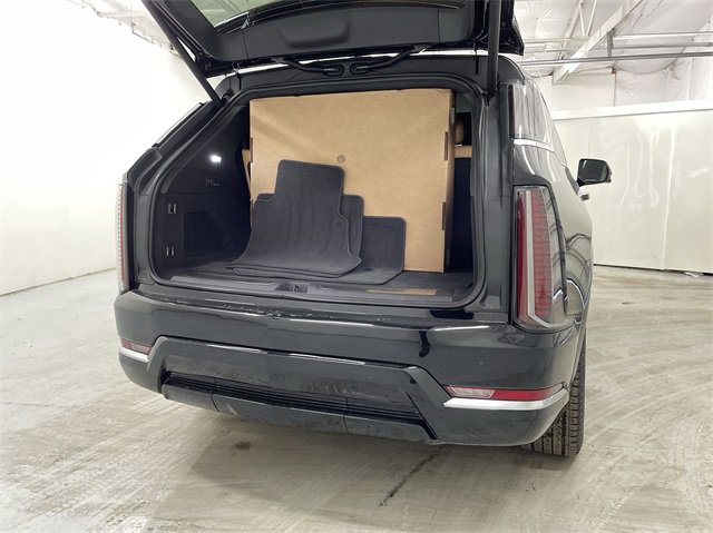 New 2025 Cadillac Escalade IQ Luxury 2 image 27