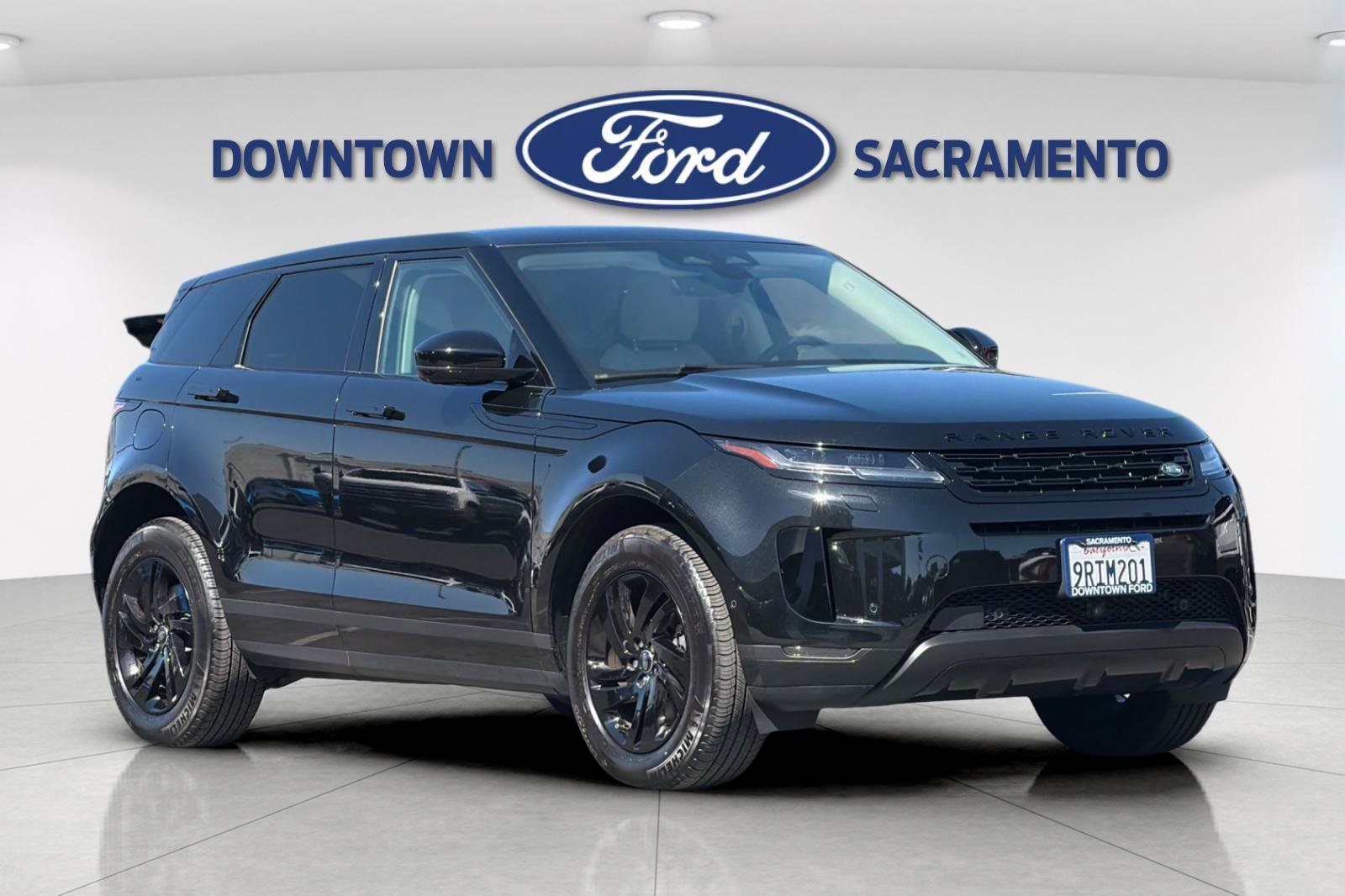 Used 2025 Land Rover Range Rover Evoque S AWD/4WD image 9