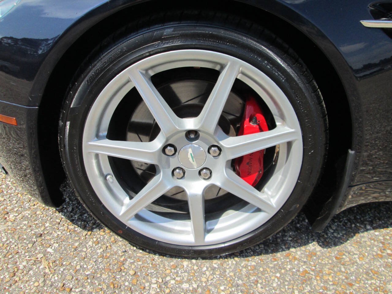 Used 2007 Aston Martin V8 Vantage Coupe RWD image 38