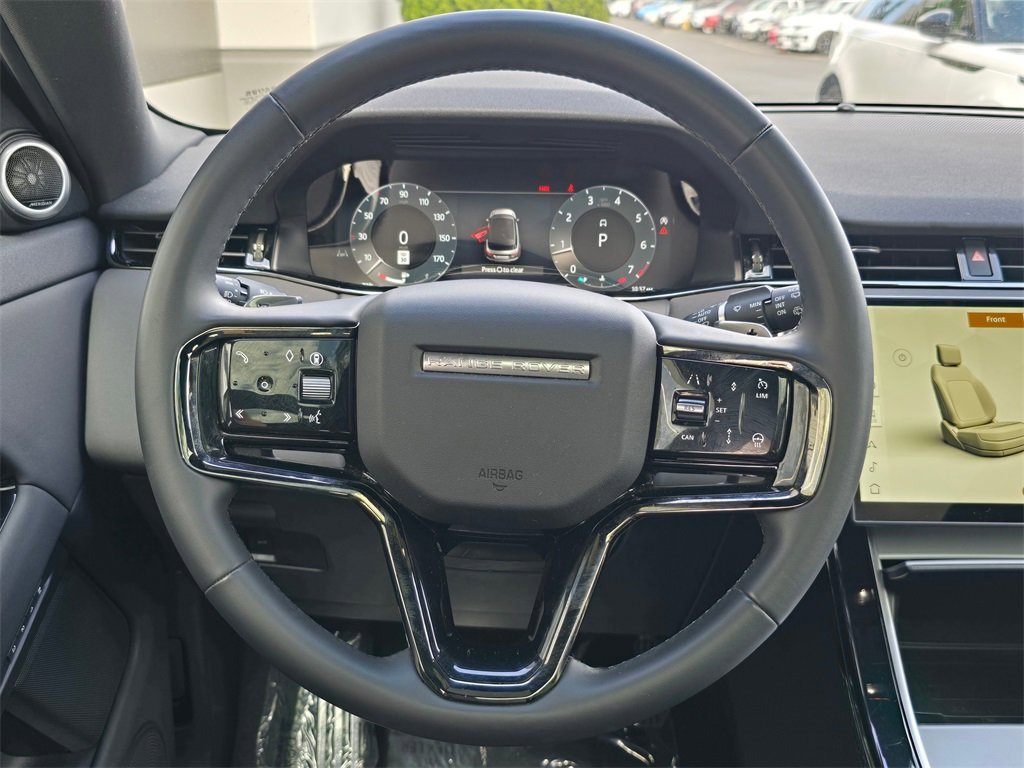 Used 2024 Land Rover Range Rover Evoque S image 11