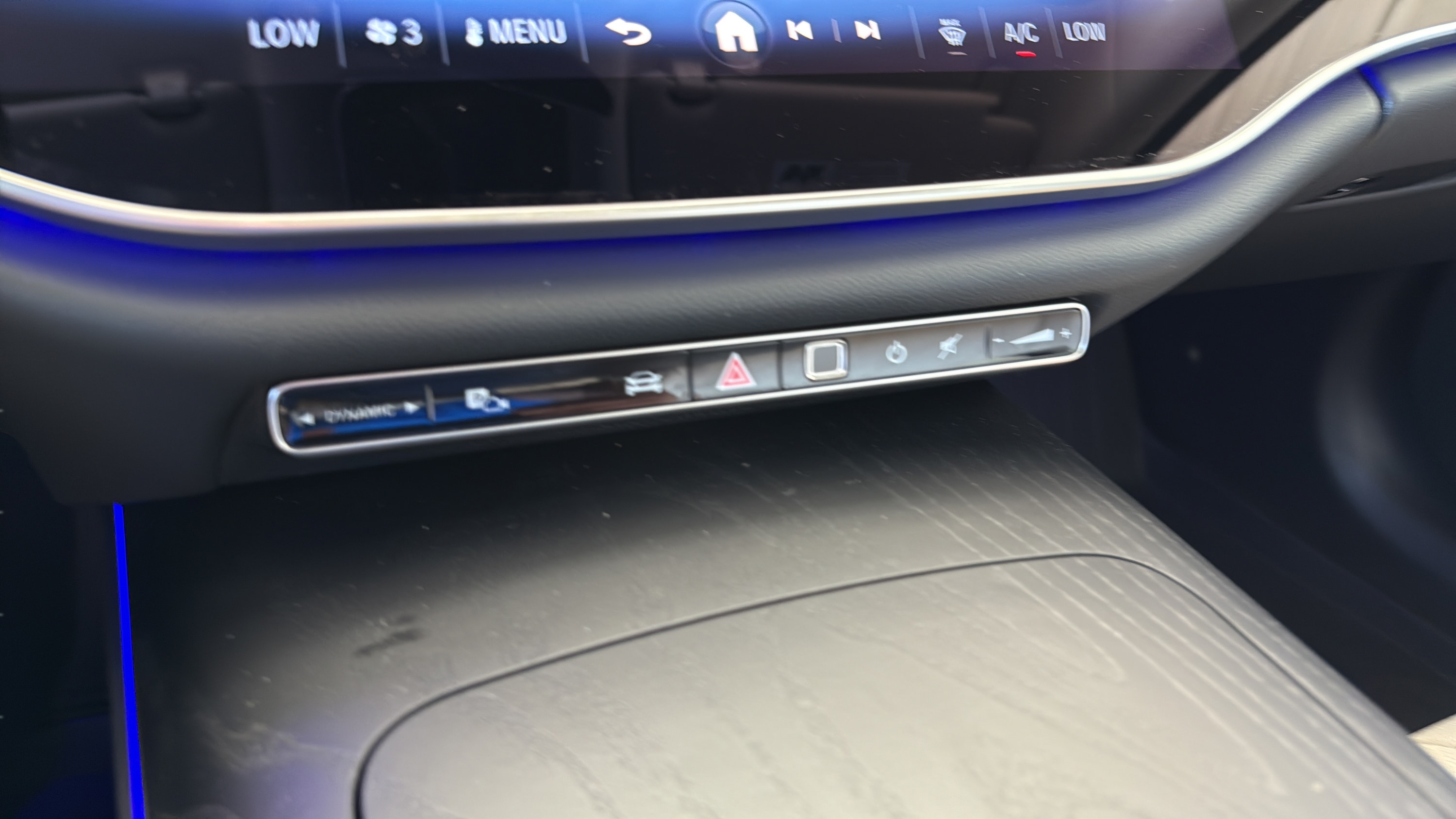New 2026 Mercedes-Benz E 450 4MATIC Sedan image 43