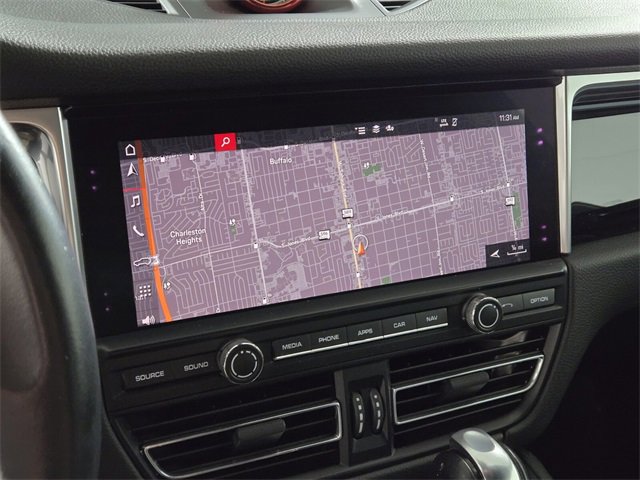 Used 2021 Porsche Macan Base image 35