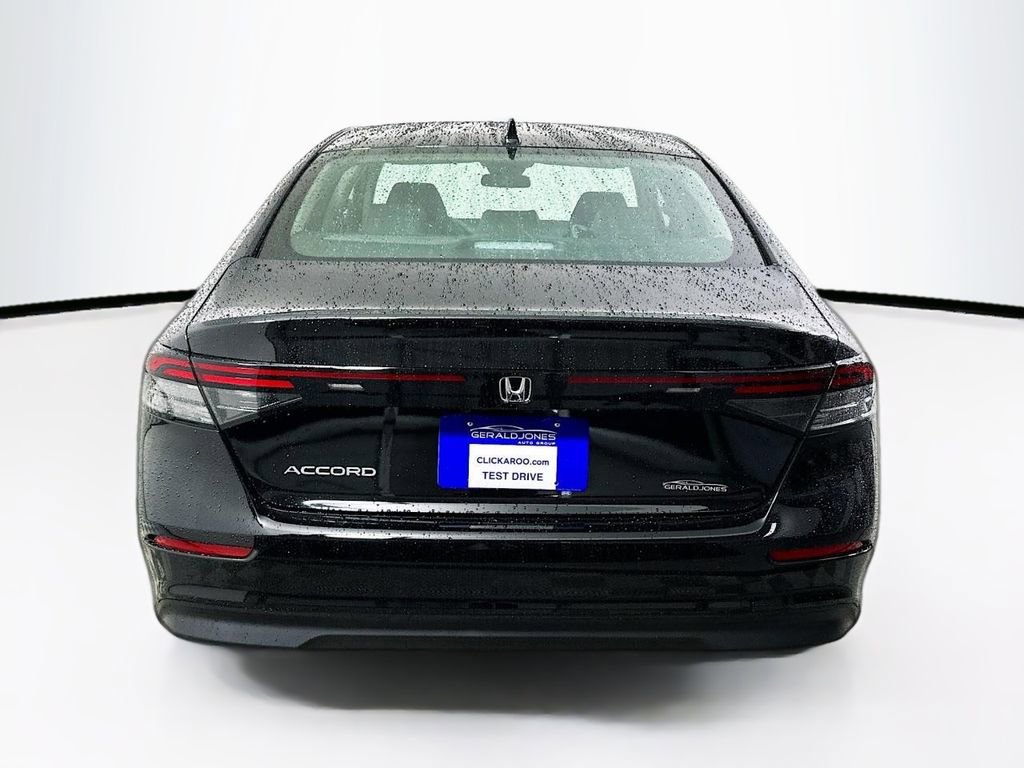 Certified 2025 Honda Accord SE image 15