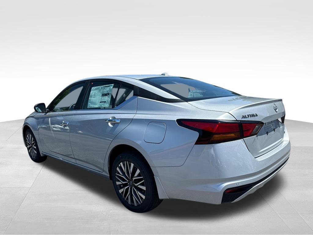 New 2026 Nissan Altima 2.5 SV AWD/4WD image 3