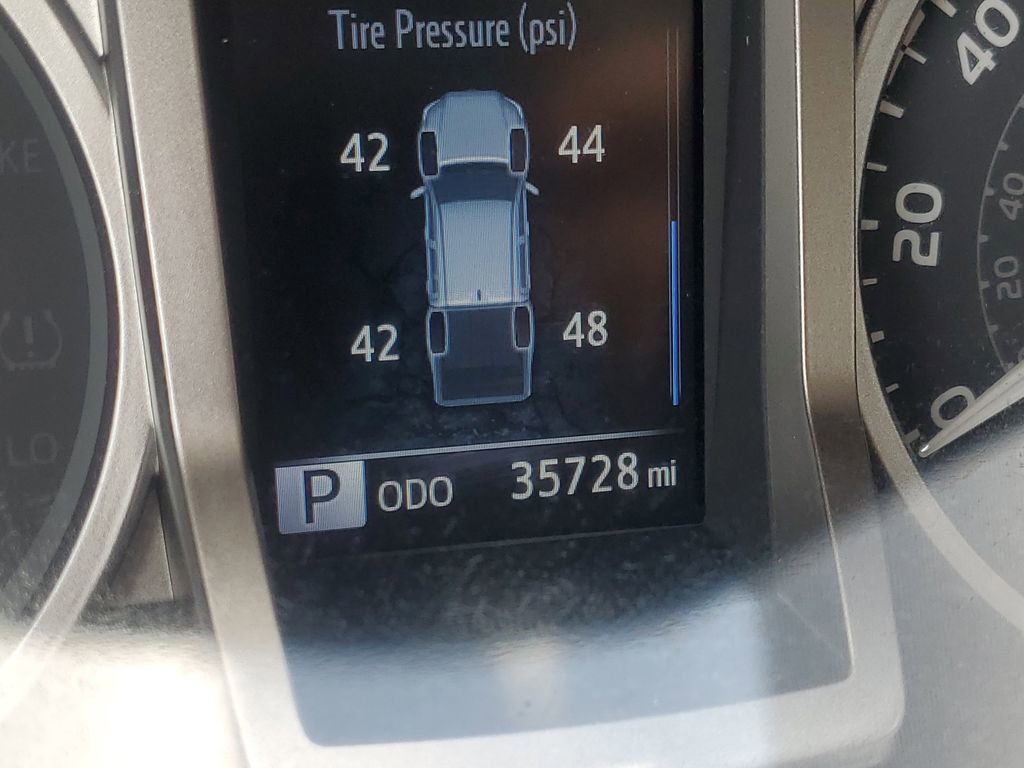 Certified 2023 Toyota Tacoma SR5 w/ Technology Package image 22