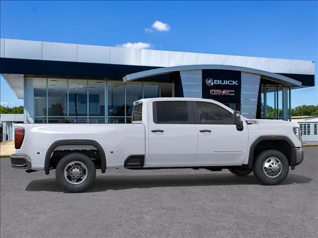 New 2026 GMC Sierra 3500 Pro image 5