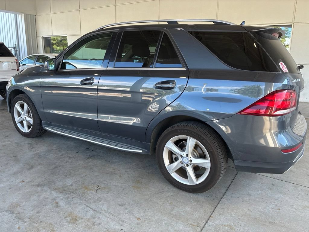 Used 2016 Mercedes-Benz GLE 350 image 2
