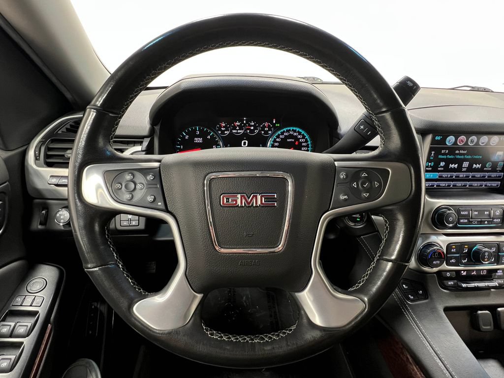 Used 2019 GMC Yukon XL SLT w/ Graphite Performance Edition AWD/4WD image 25