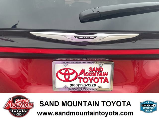 Used 2025 Chrysler Pacifica Select FWD image 10