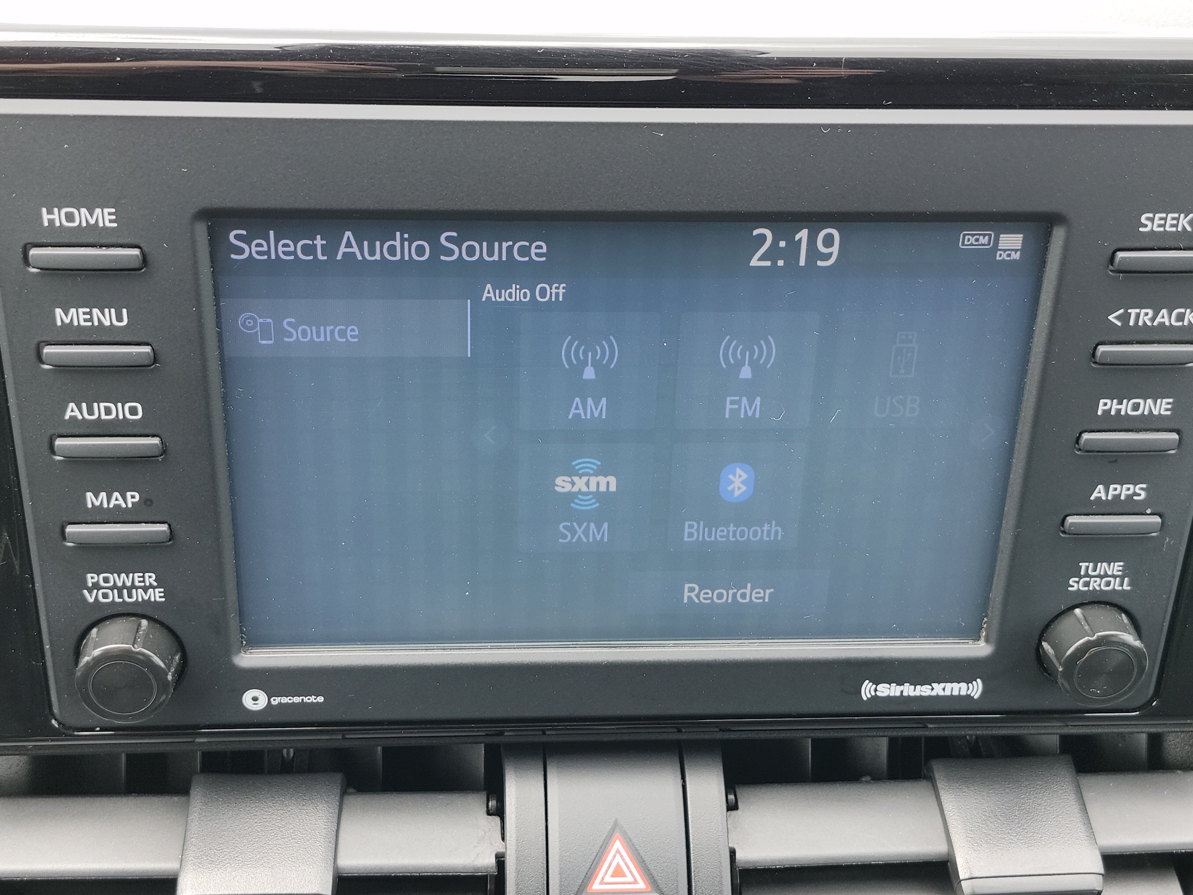 Used 2021 Toyota RAV4 XLE AWD/4WD image 4