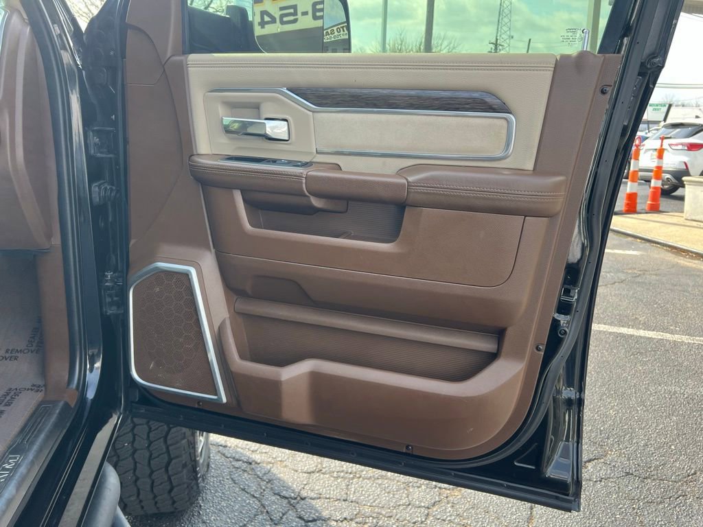 Used 2020 RAM 2500 Laramie image 36