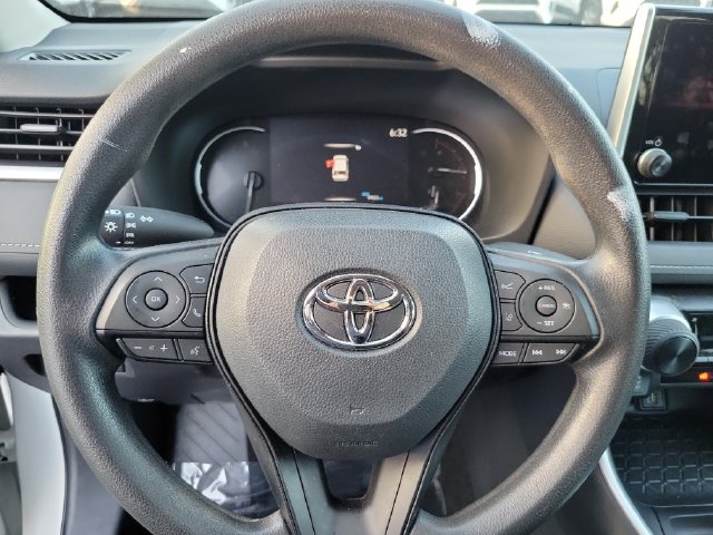 Used 2025 Toyota RAV4 LE FWD image 16