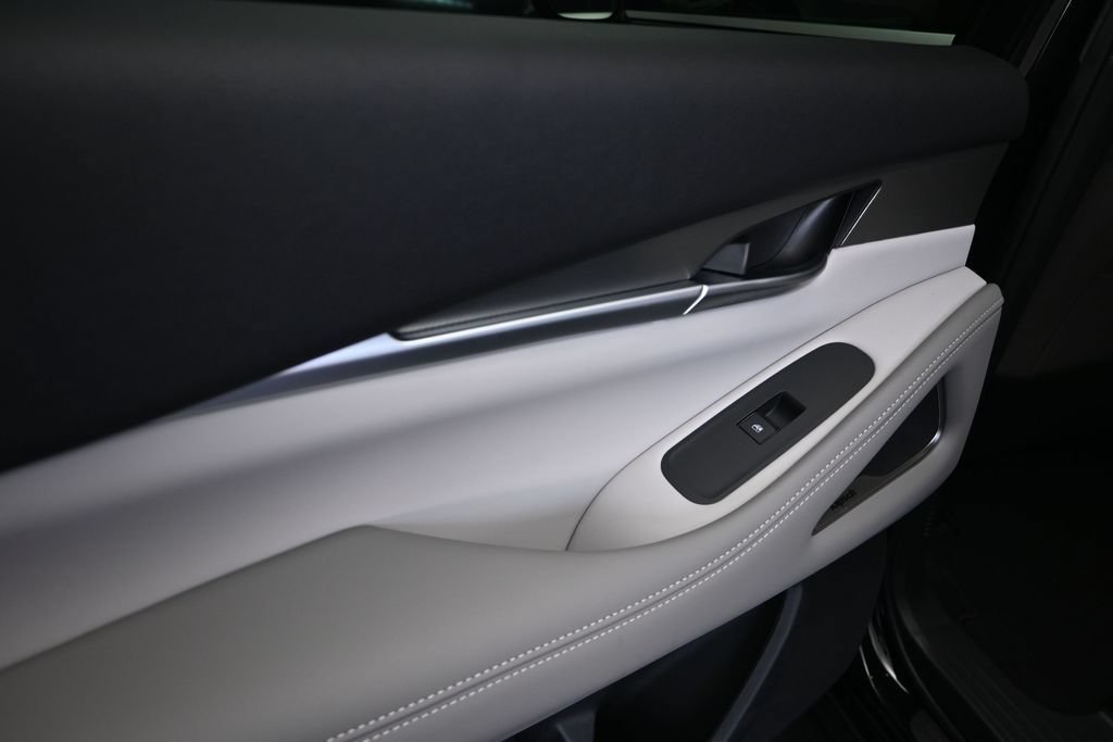 New 2027 INFINITI QX60 Luxe w/ Cargo Package FWD image 15