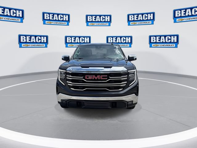 Used 2025 GMC Sierra 1500 SLT AWD/4WD image 3