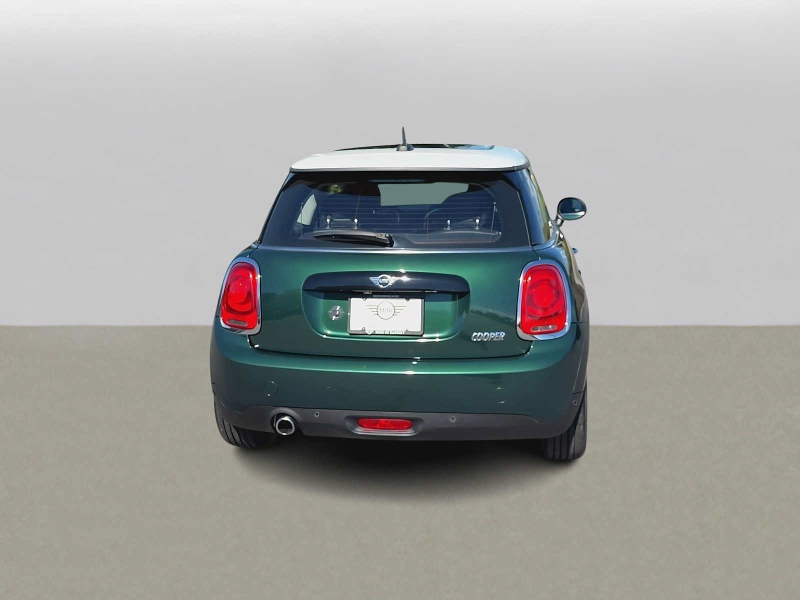 Used 2019 MINI Cooper 2-Door Hardtop FWD image 3