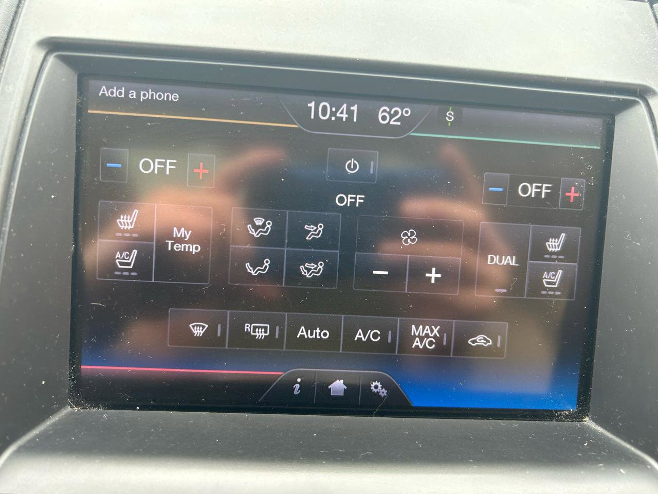 Used 2013 Ford Taurus Limited image 25