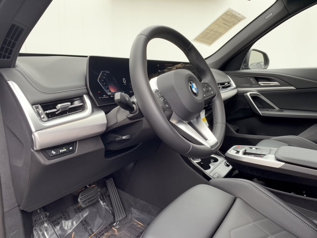 Certified 2026 BMW X1 xDrive28i w/ Convenience Package AWD/4WD image 4