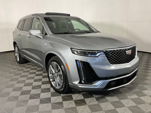Certified 2025 Cadillac XT6 Premium Luxury w/ Platinum Package AWD/4WD image 3