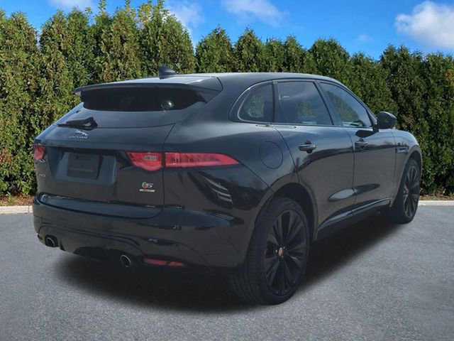 Used 2019 Jaguar F-PACE S image 4