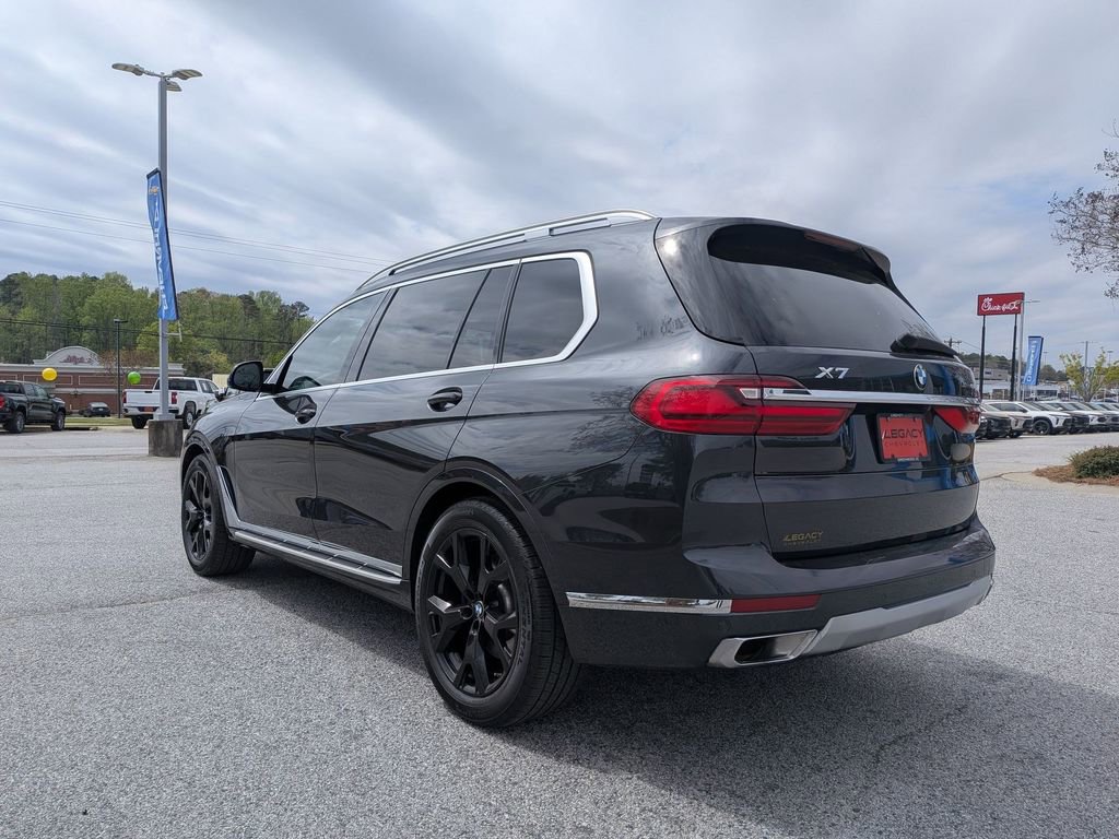 Used 2021 BMW X7 xDrive40i w/ Cold Weather Package image 6
