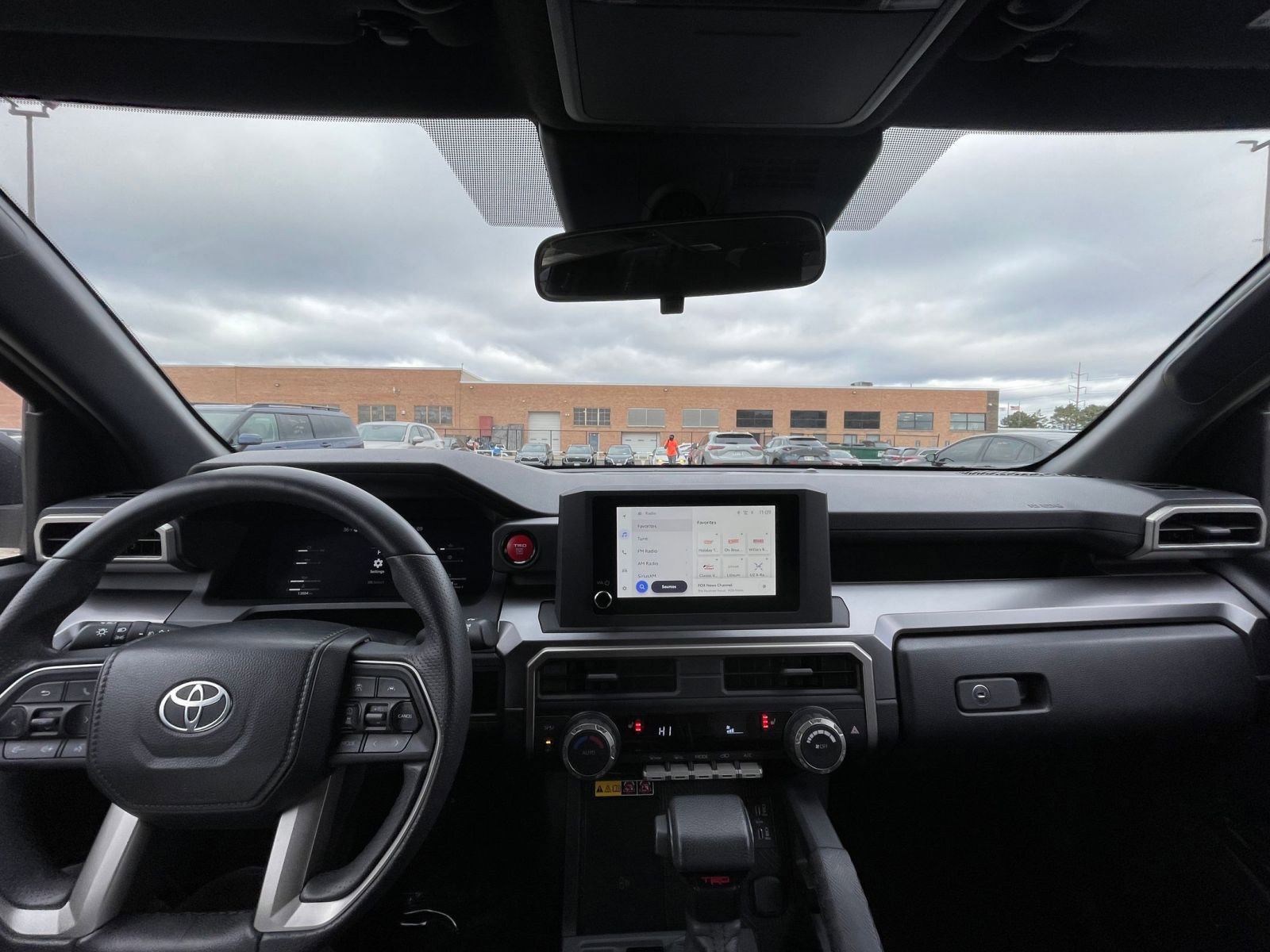 Used 2025 Toyota 4Runner TRD Off-Road image 33
