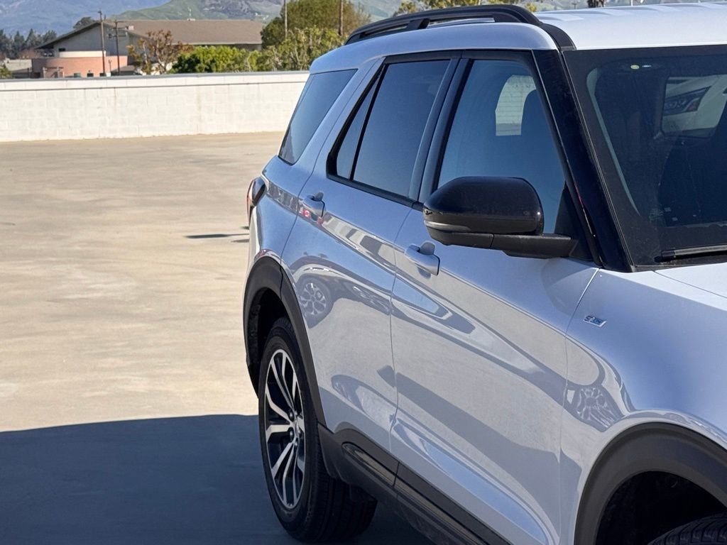 New 2026 Ford Explorer ST-Line image 5